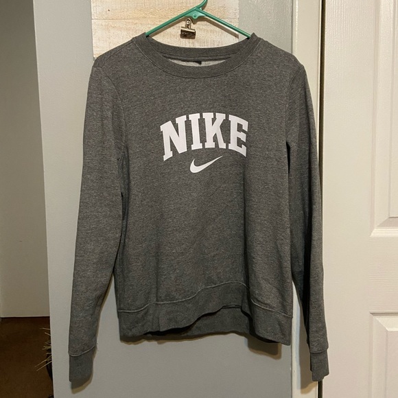 Nike Crew Neck - Picture 1 of 3
